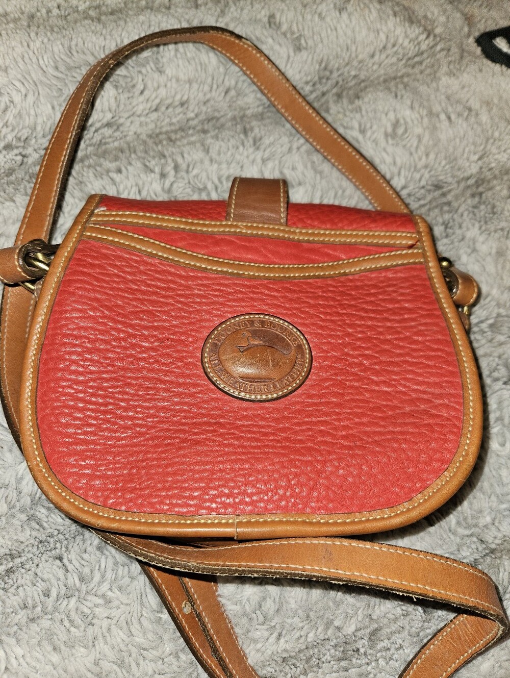 Vintage Dooney & Bourke All Weather Leather Marble Bag Crossbody Red / Tan